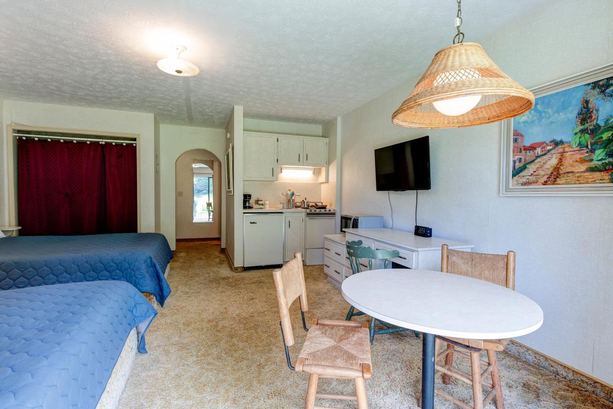 Lodge At Mount Mitchell Busick Buitenkant foto